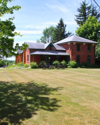 Last Minute – Farmhouse