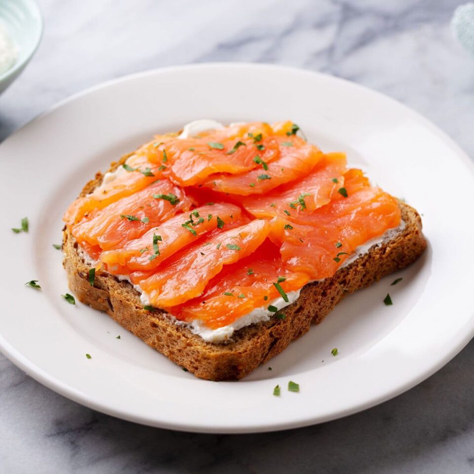 Smoked Salmon Sandwiches