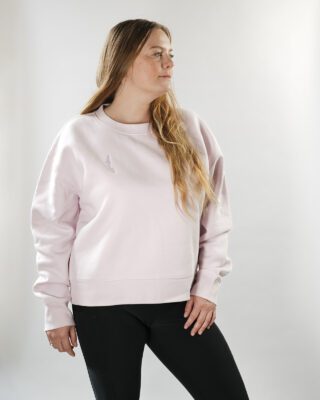 Ste. Anne’s Signature Women’s Relax Crew