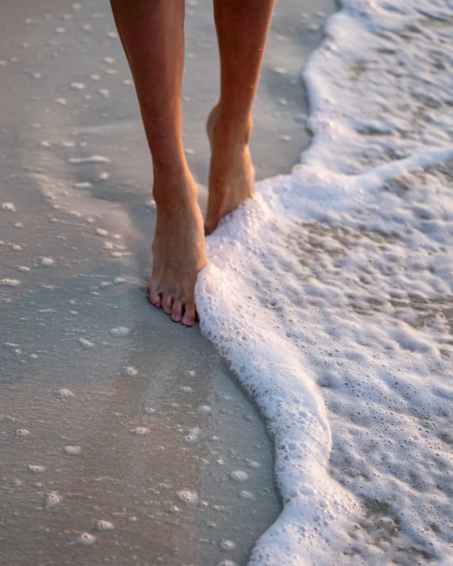 Barefoot season is here Beach walks, cottage decks, sandals by the door - summer always shows up firstin our feet.Our Foot Cream is made for this time of year, when skin starts to feel a little drierfrom more time outside, more walking and more sun.Rich, nourishing and made to bring softness back into tired summer feet, so youre always ready for barefoot beachdays.Shop online to get summer-ready from the ground up.